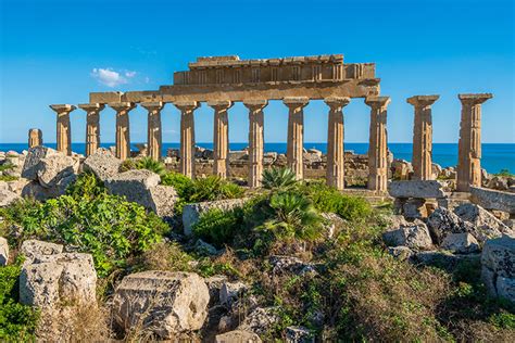 イタリアシチリア島とその周辺の文化的・歴史的影響